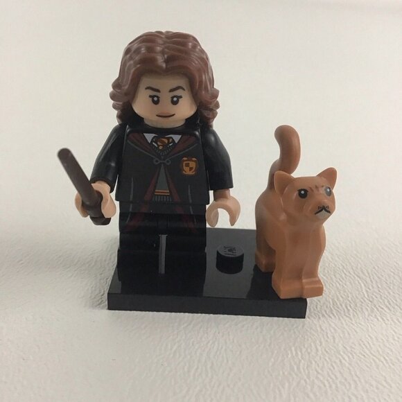Lego Other - Lego Wizarding World Harry Potter Minifig Hermione Granger Pet Cat 2018 Toy